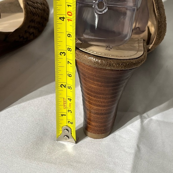 Adrienne Vittadini ROSEANNE Metallic Gold Woven Wedge Sandals Heels Shootie - Picture 16 of 16